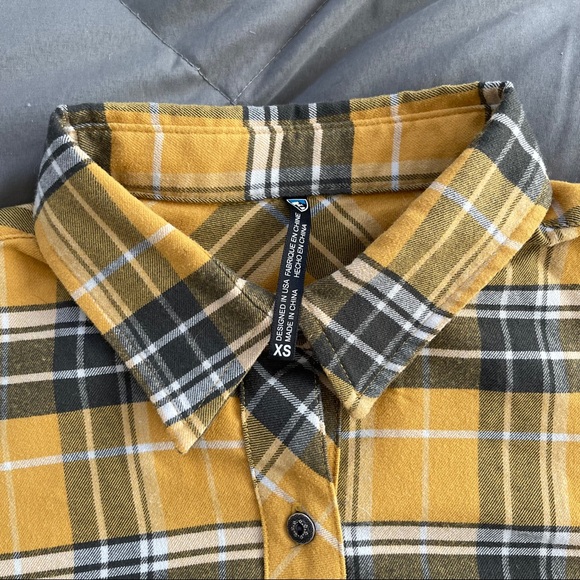 Kuhl Women’s Never Worn Plaid Flannel Long Sleeve - Picture 3 of 16